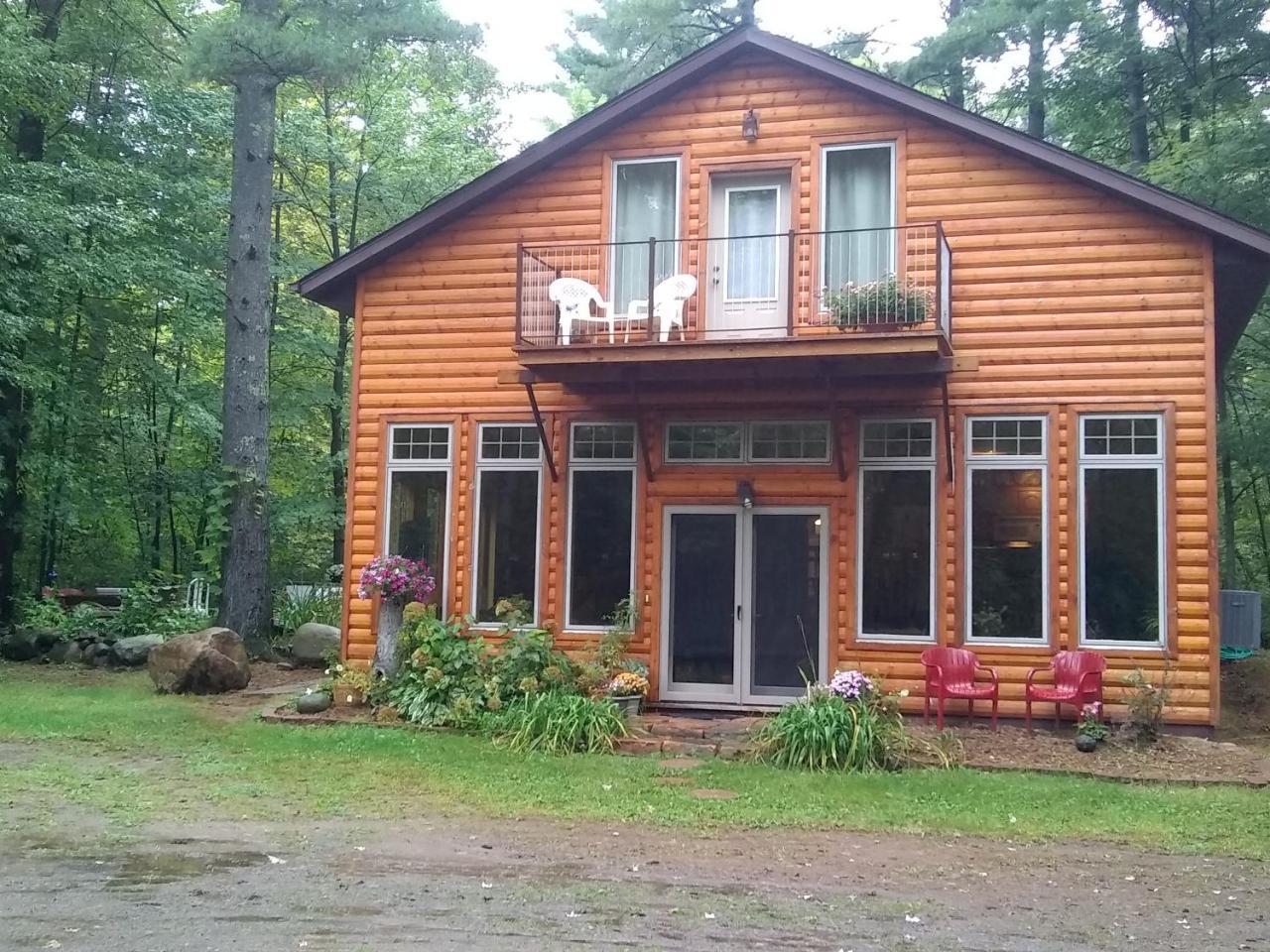 Bed And Breakfast Suite At The Wooded Retreat Pine City 외부 사진